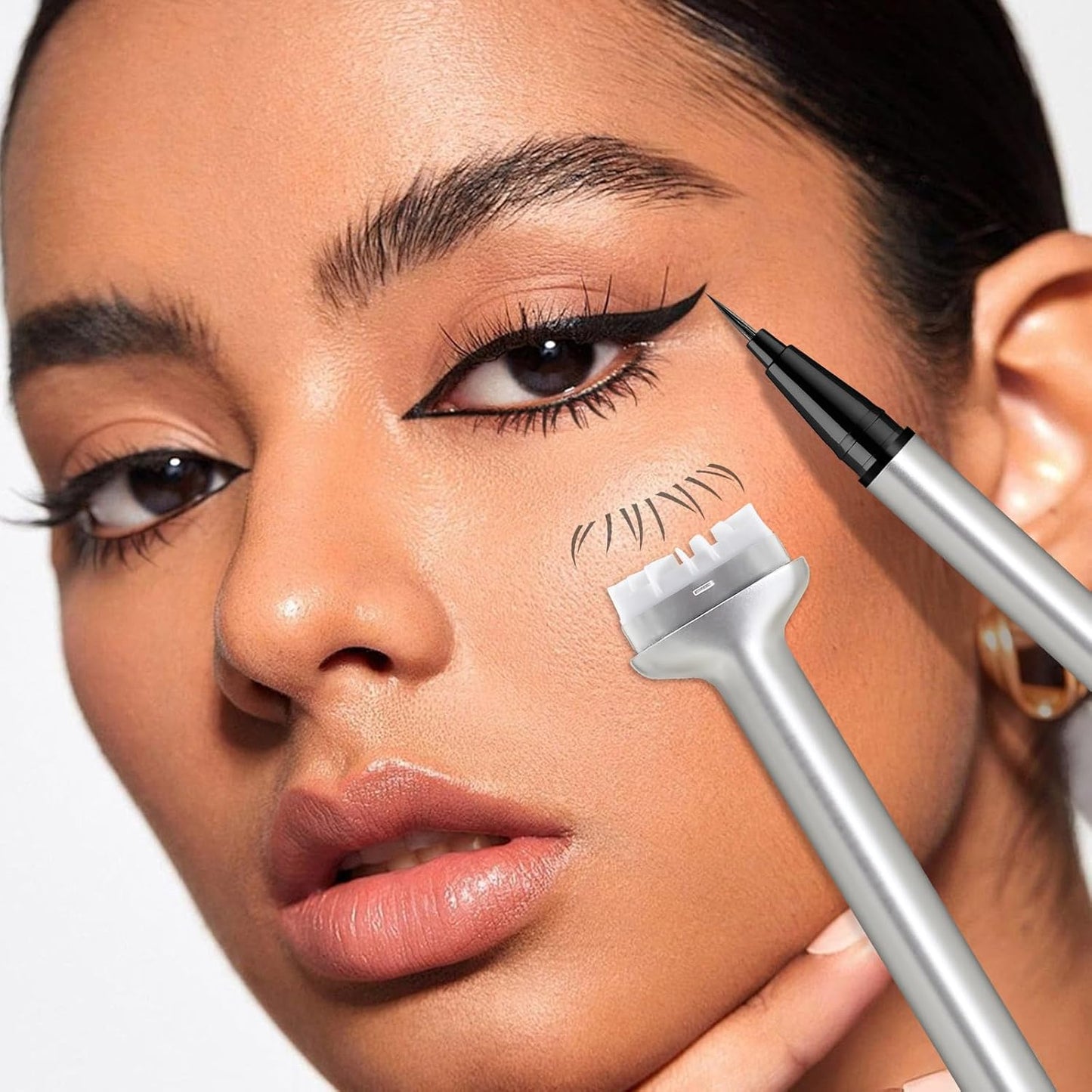2-in-1 Lower Lash Stamp & Eyeliner Pen β Waterproof, Smudge-Proof, Long-Lasting Makeup Tool