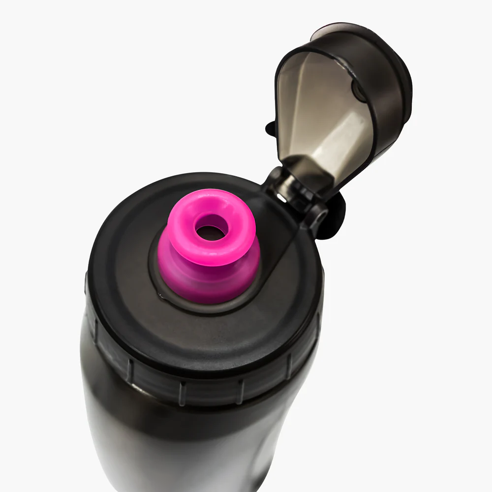 Rotating Bike Bottle β Quick-Release Magnetic Mount System