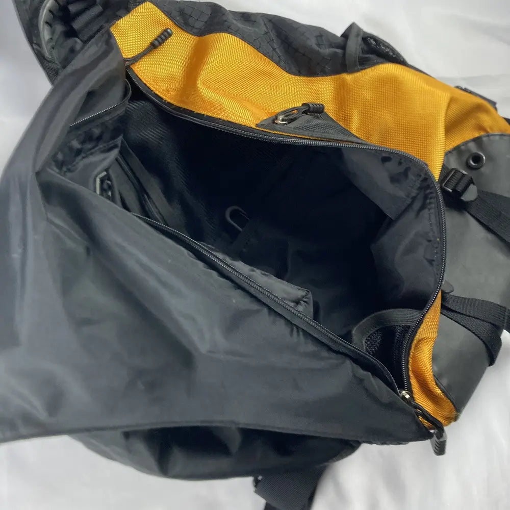 Single Shoulder Tactical Archery Bag – Waterproof Utility-Style Bow and Arrow Storage Pack