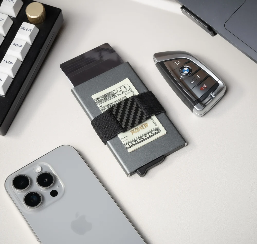 RFID Blocking Wallet – Slim Aluminum Card Holder with Carbon Fiber Cash Strap