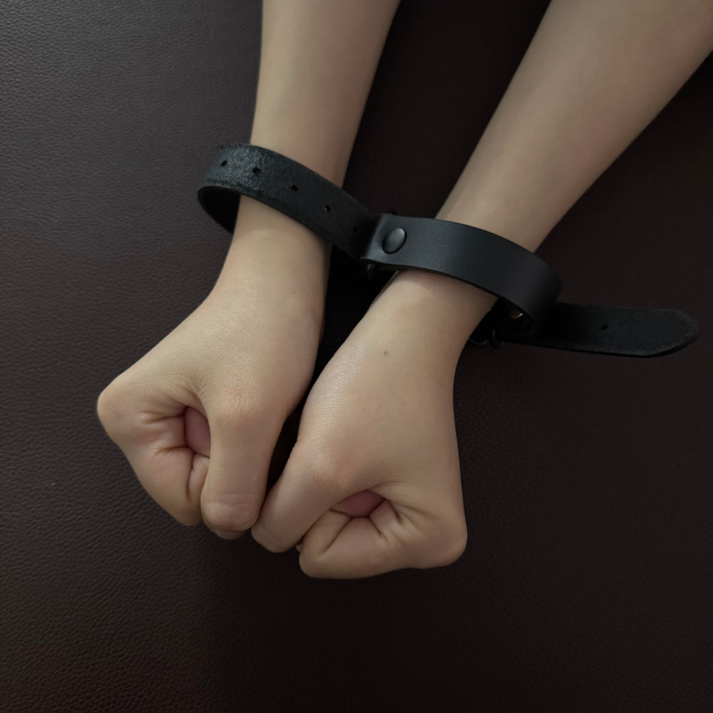 Convertible Leather Bracelet & Choker – Versatile Style for Every Mood