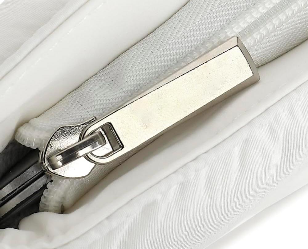 Fluffy Laptop Sleeve – Quilted Puffer Case for Women | Compatible with MacBook Pro 16