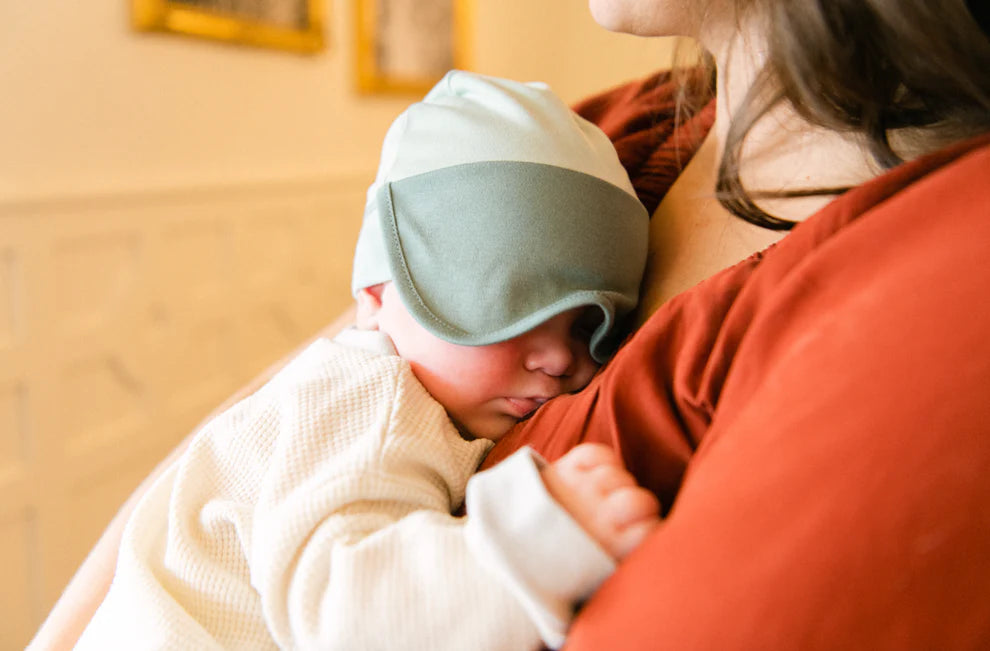 Baby Sleep Hat with Built-in Eye Mask – Soft Infant Cap for Napping & Relaxation