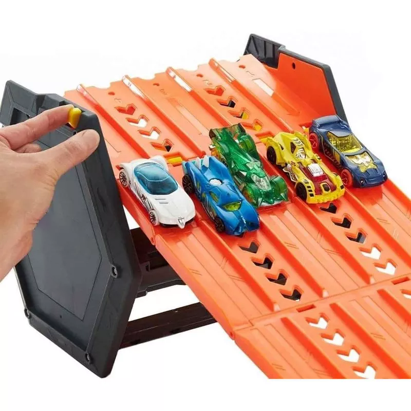 Race Track Set – Foldable 5-Lane Racing Circuit with Storage and Exciting Features