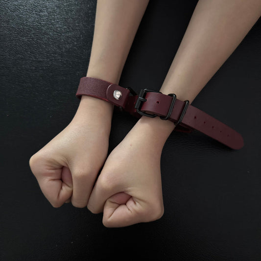 Convertible Leather Bracelet & Choker – Versatile Style for Every Mood