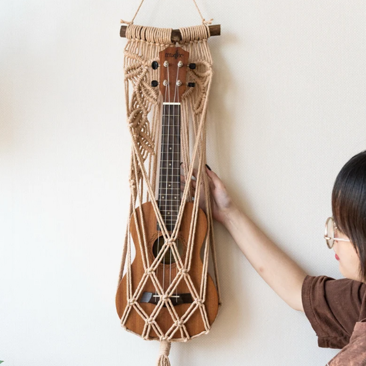Boho Ukulele Wall Hanger – Modern Instrument Holder Decor