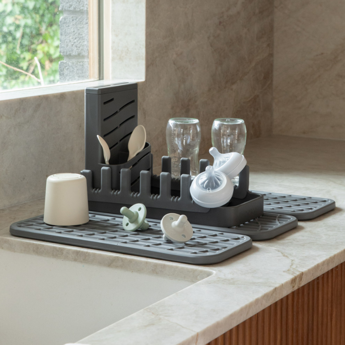 Dish Pad and Dish Pad Rack