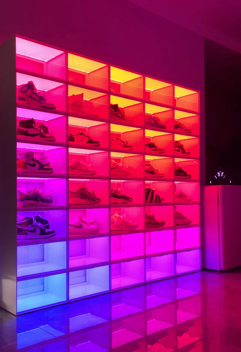 Smart LED Display Cabinet – Modular RGBW Showcase for Collectibles