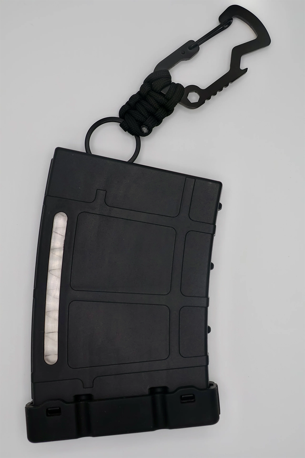 Golf Tee Dispenser – Convenient Paracord Clip Design