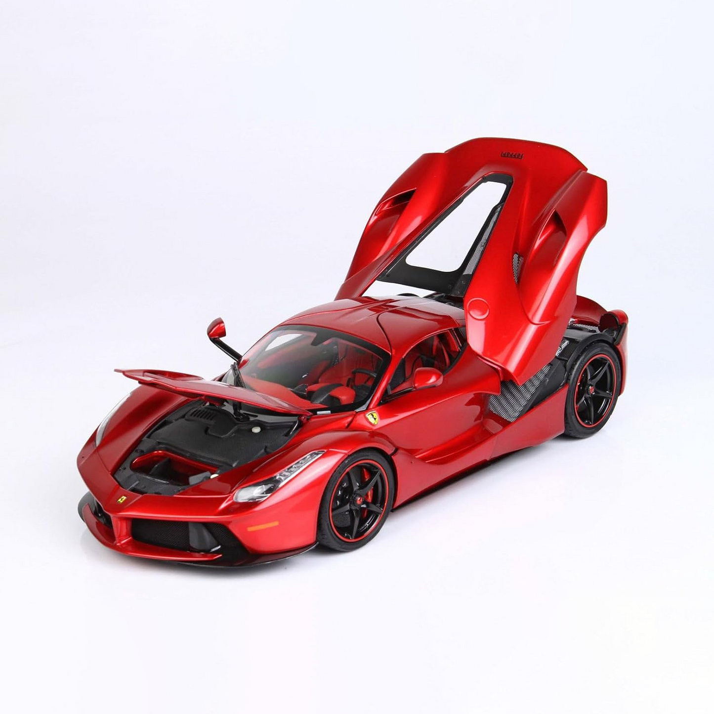 1:18 LaFerrari Diecast Model – Metallic Red Fire Collector’s Edition