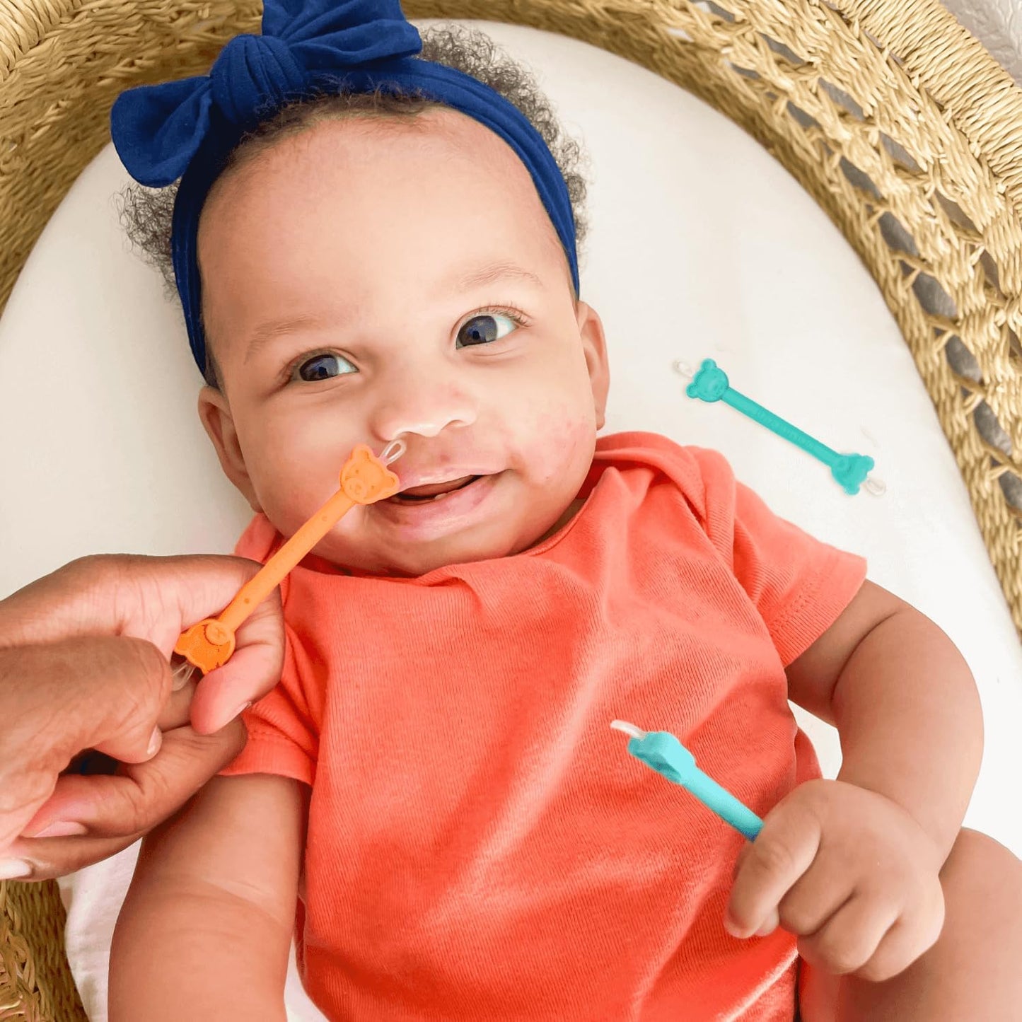 Baby Nose Cleaner & Earwax Removal Tool – Safe Dual-Ended Design for Newborns and Toddlers