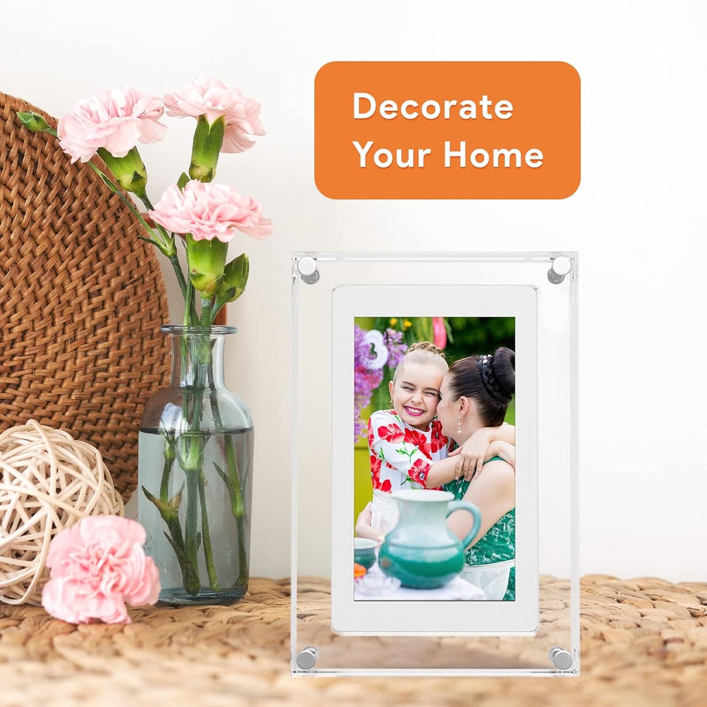 Digital frame with unlimited photos and videos