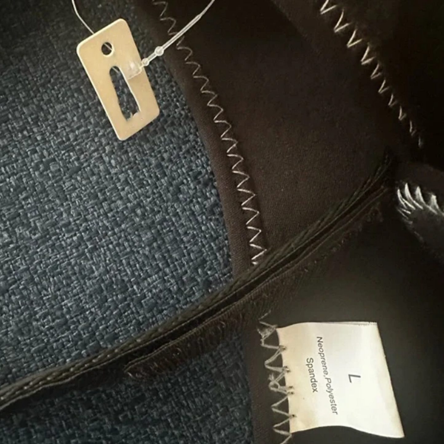 Adjustable Dog Rear Leg Wrap – Joint Support & Warmth