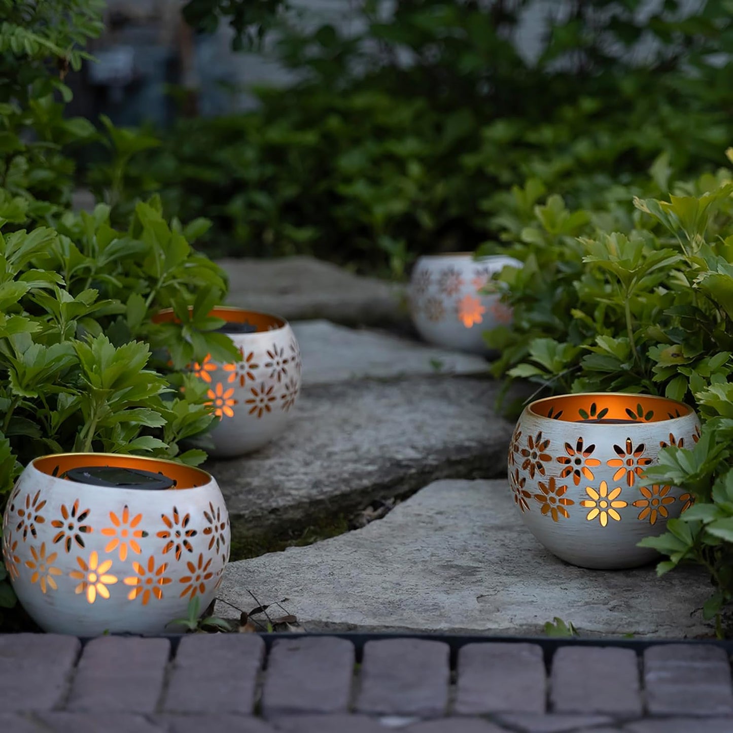 Outdoor Waterproof Solar Light – Metal Porch Lantern with Flickering Flame Effect for Table