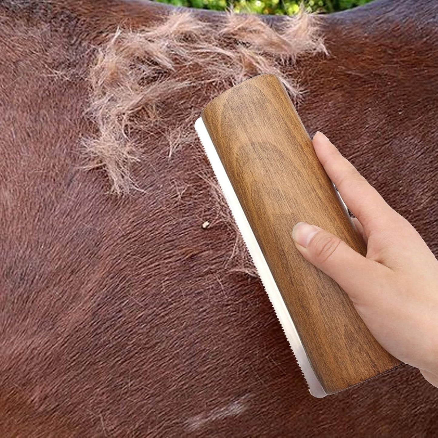 Wooden Handle Horsehair Brush – Portable Grooming Tool for Horses, Pets, and Livestock