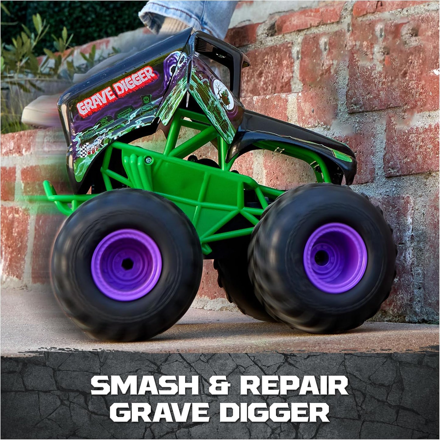 1:15 Scale RC Monster Truck – Grave Digger Remote Control Toy with Crash