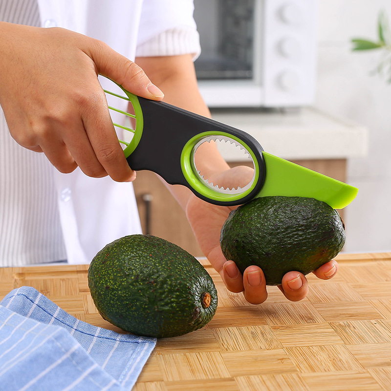 3-in-1 Avocado Slicer – Effortless Peeling, Pitting & Slicing in Seconds