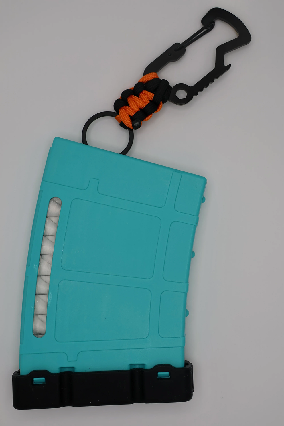 Golf Tee Dispenser – Convenient Paracord Clip Design