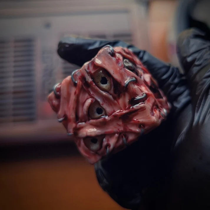Realistic Eyeball Dice – Unique Creepy Design | High-Quality Dice for Collecting and Gaming
