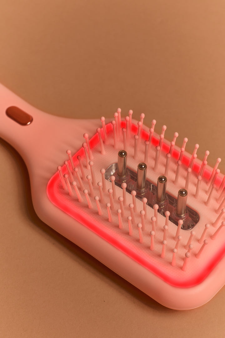 Scalp Massage Brush – Red Light Therapy & Oil Distribution for Hair Growth