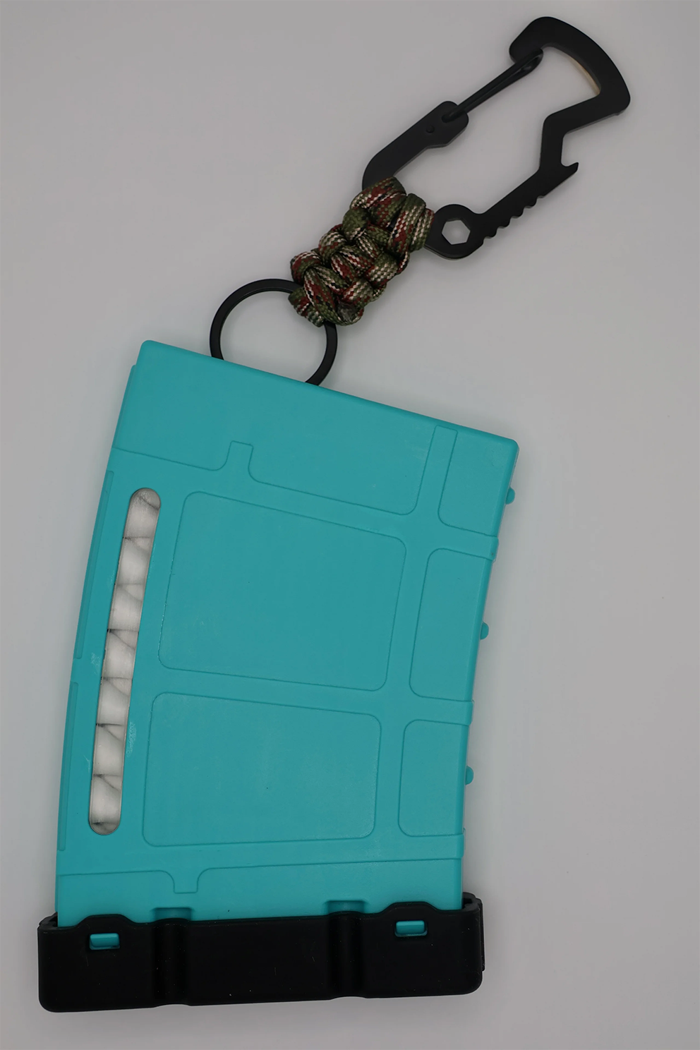 Golf Tee Dispenser – Convenient Paracord Clip Design