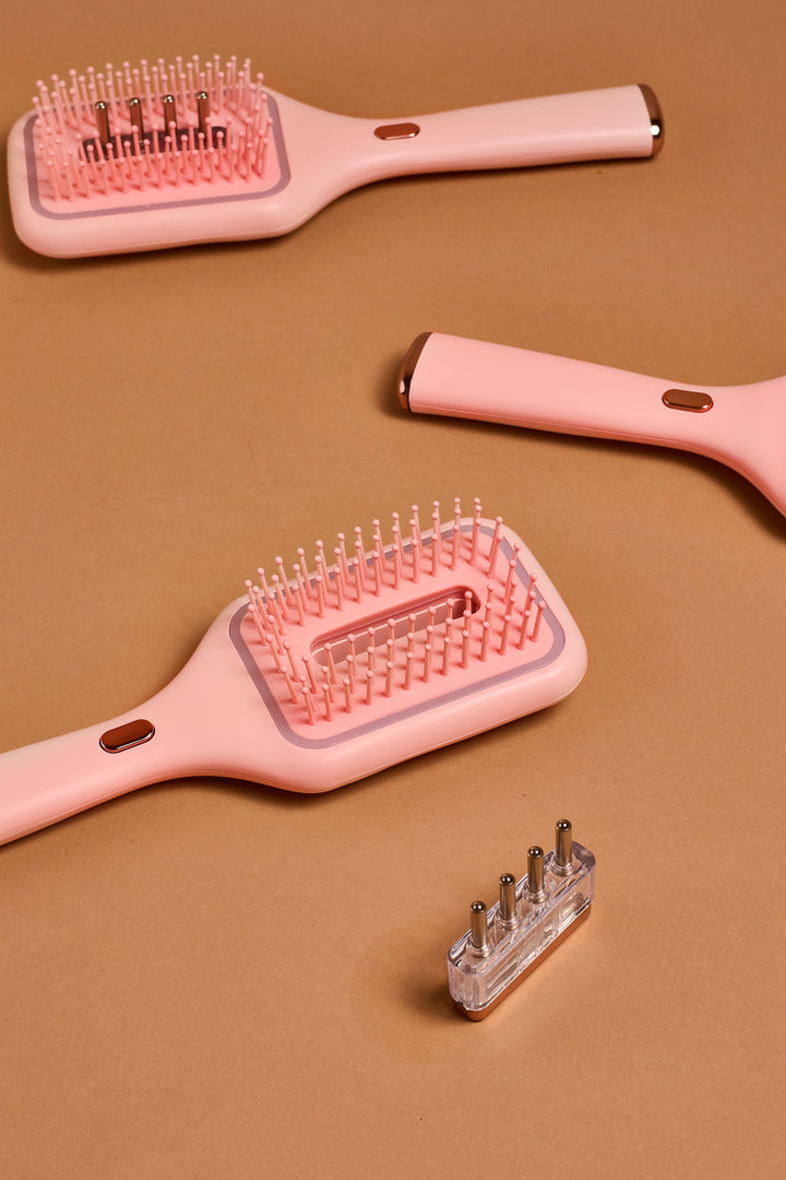 Scalp Massage Brush – Red Light Therapy & Oil Distribution for Hair Growth