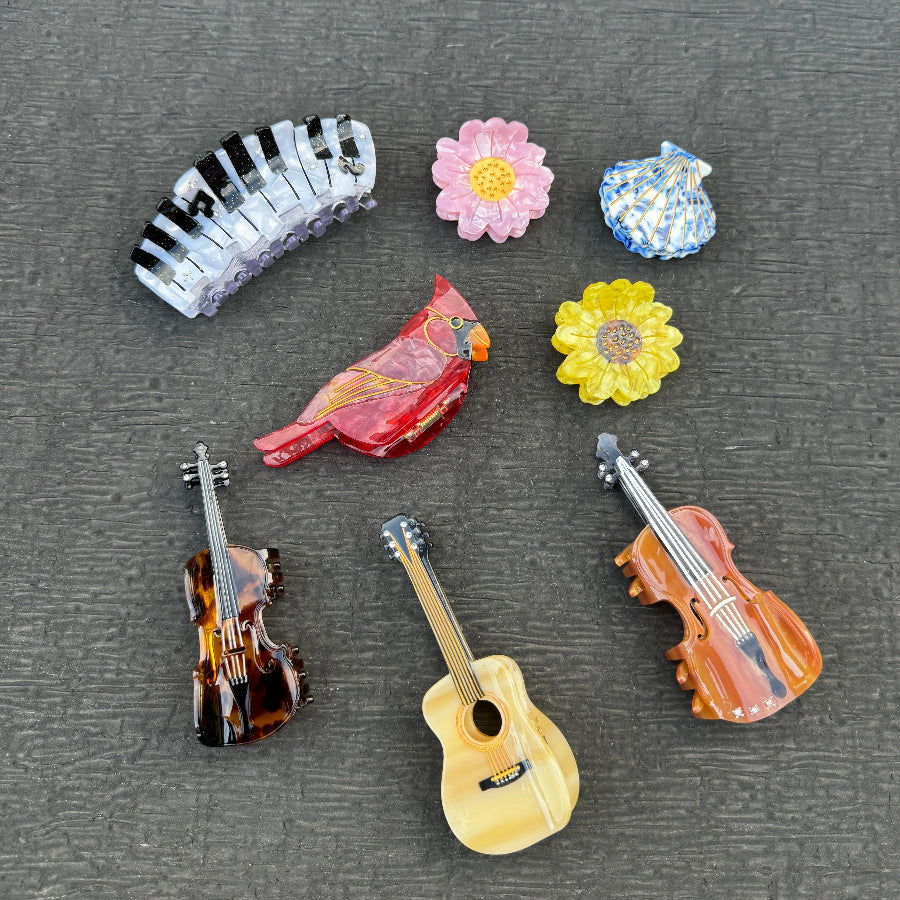 Cello Hair Clip – Elegant Curved Design with Classical Charm