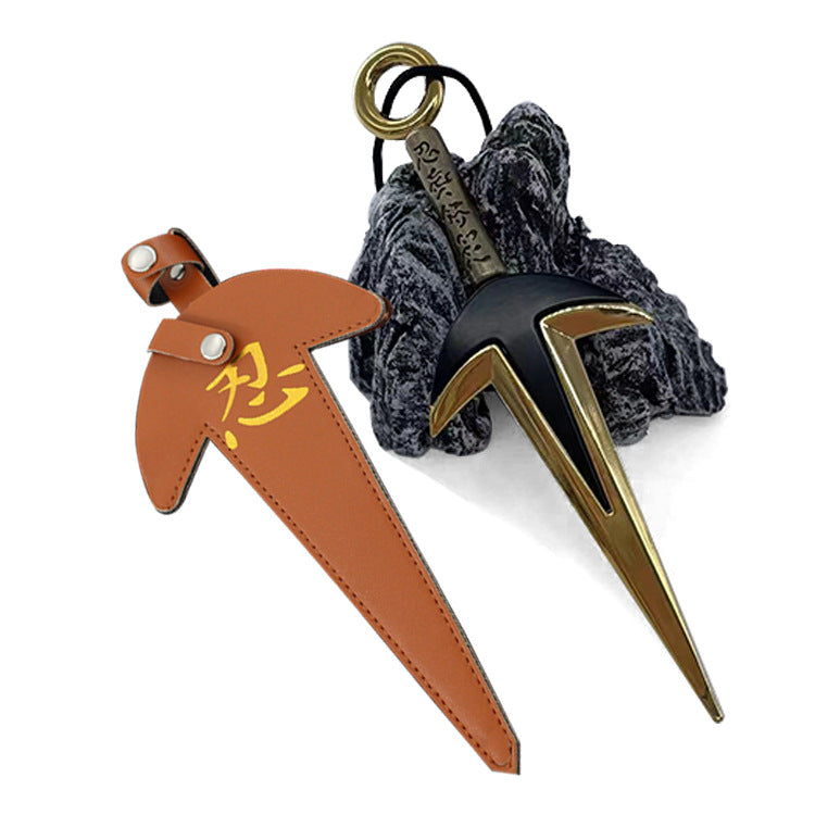 Anime Kakashi Kunai Keychain – 18cm Metal Weapon Replica with Movable Figurine