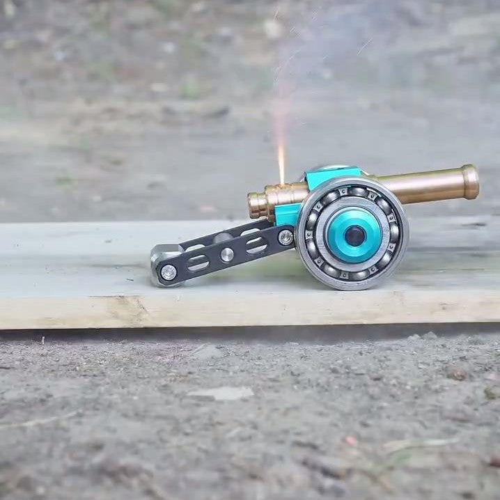 Miniature Cannon Collectible – Exquisite Handcrafted Metal Artwork