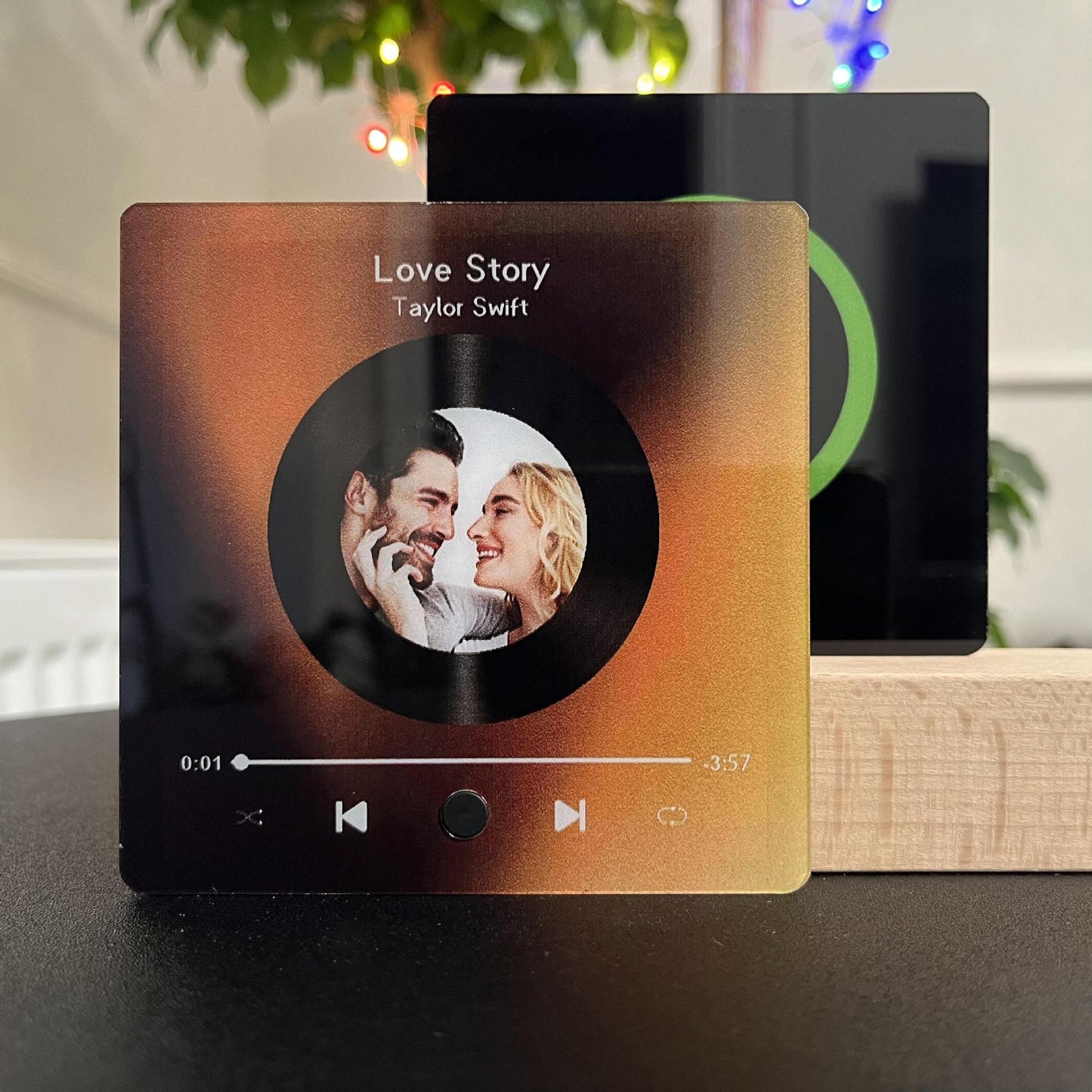 Quran Magnet – Magnetic Quran Player & Stylish Fridge Decoration | Portable & Gift-Ready