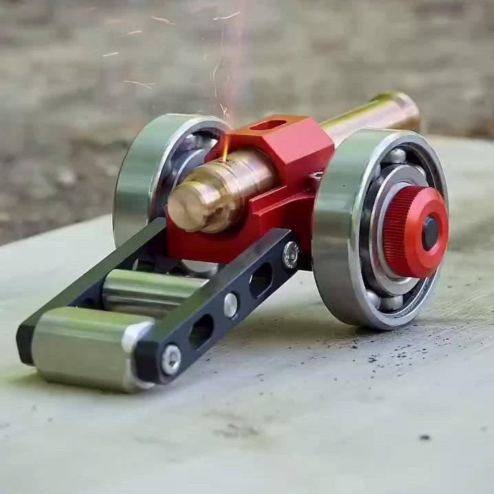 Miniature Cannon Collectible – Exquisite Handcrafted Metal Artwork