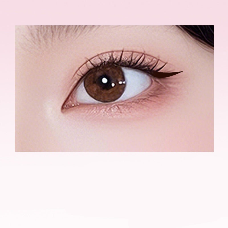 One-Step Eyeliner Stamp – Perfect Winged Eyeliner in Seconds