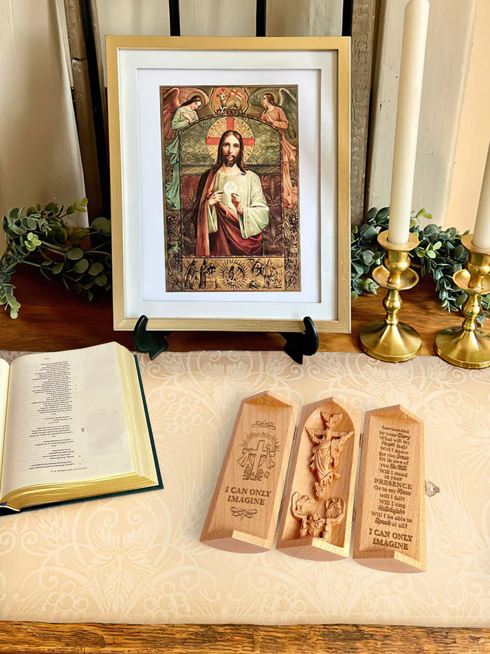 Openable Wooden Jesus Christ Cylinder Sculpture – A Symbol of Faith and Comfort