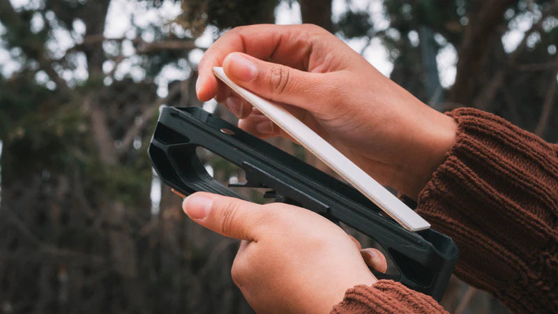 Portable Knife Sharpener – Dual-Sided Diamond & Ceramic Stones