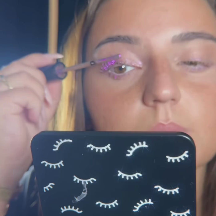 Colorful 3D Mascara – Hypnotic Multicolor Volume Effect