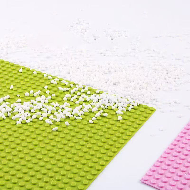 Small Particle Building Block Baseplate – 32×32 Dots | Compatible with LEGO, Perfect for Creative Play