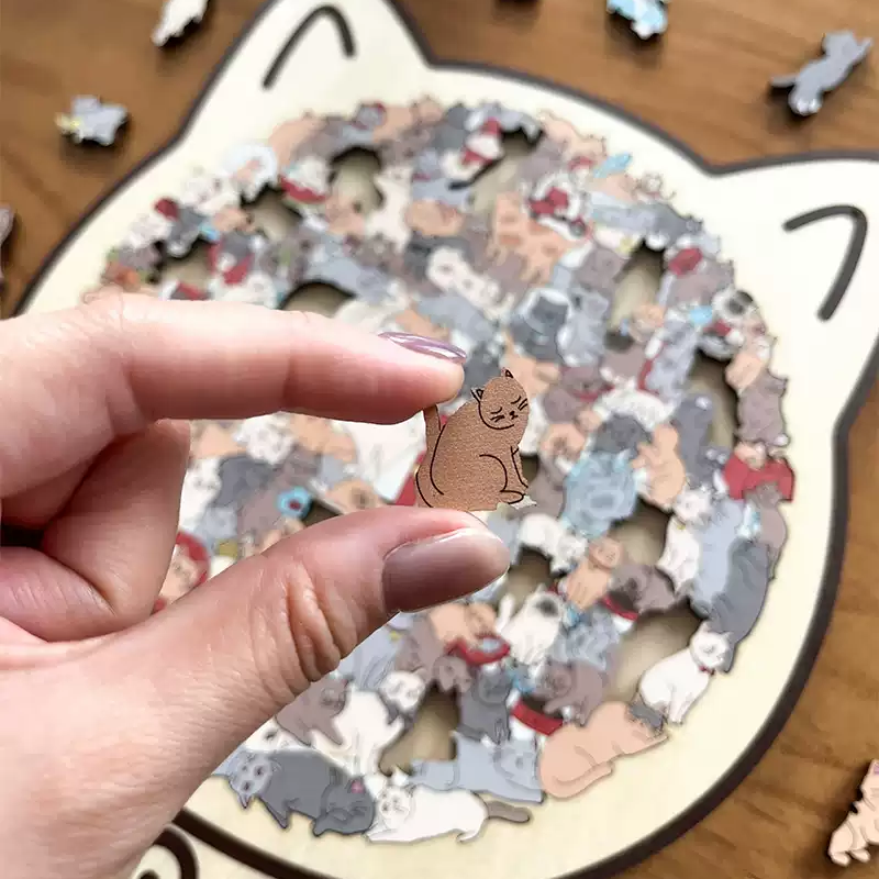 Cat-Shaped Wooden Puzzle 135 Pieces – Challenging Irregular Jigsaw with Frame & Elegant Morandi Colors