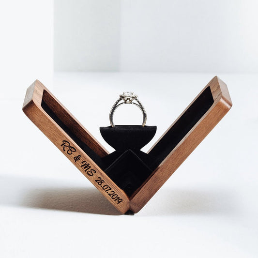 Walnut Rotating Ring Box – Elegant Handmade Proposal Case