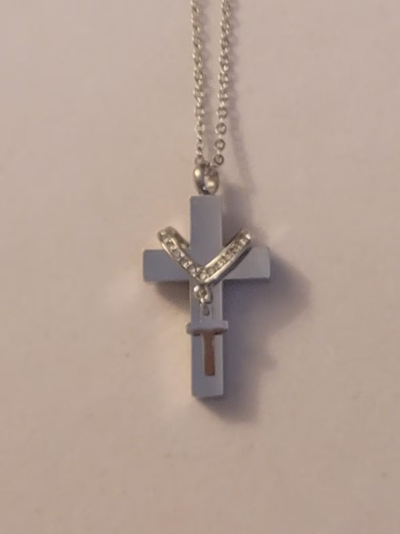 Silver Cross Cremation Urn Necklace – Memorial Jewelry Keepsake Pendant