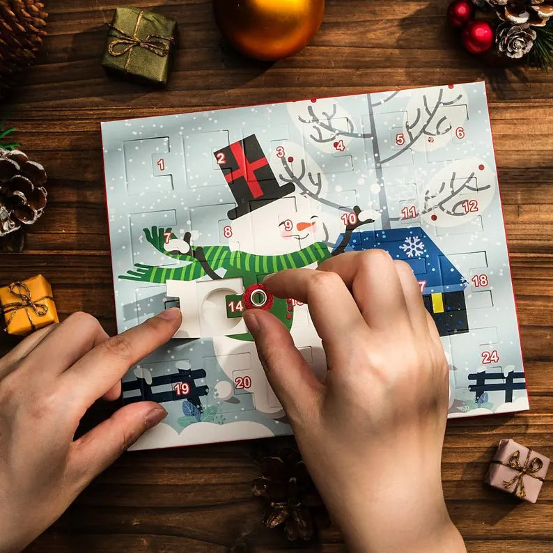 Christmas Charm Bracelet Advent Calendar – 24-Day DIY Surprise Jewelry Gift Box