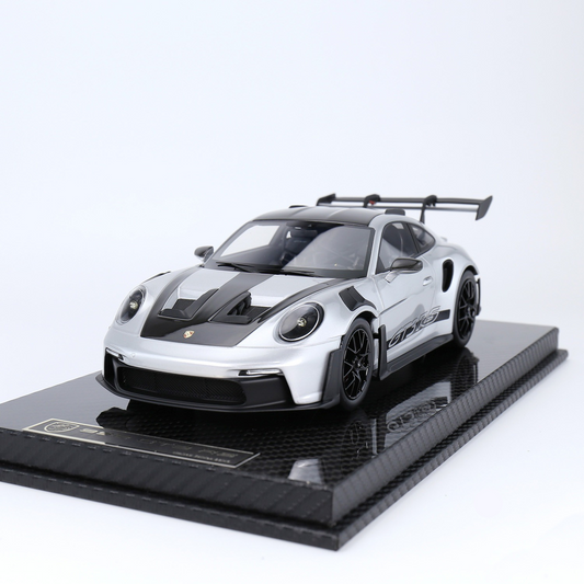 Porsche 911 GT3 RS 1:18 Scale Model – Silver Edition with Carbon Fiber Base