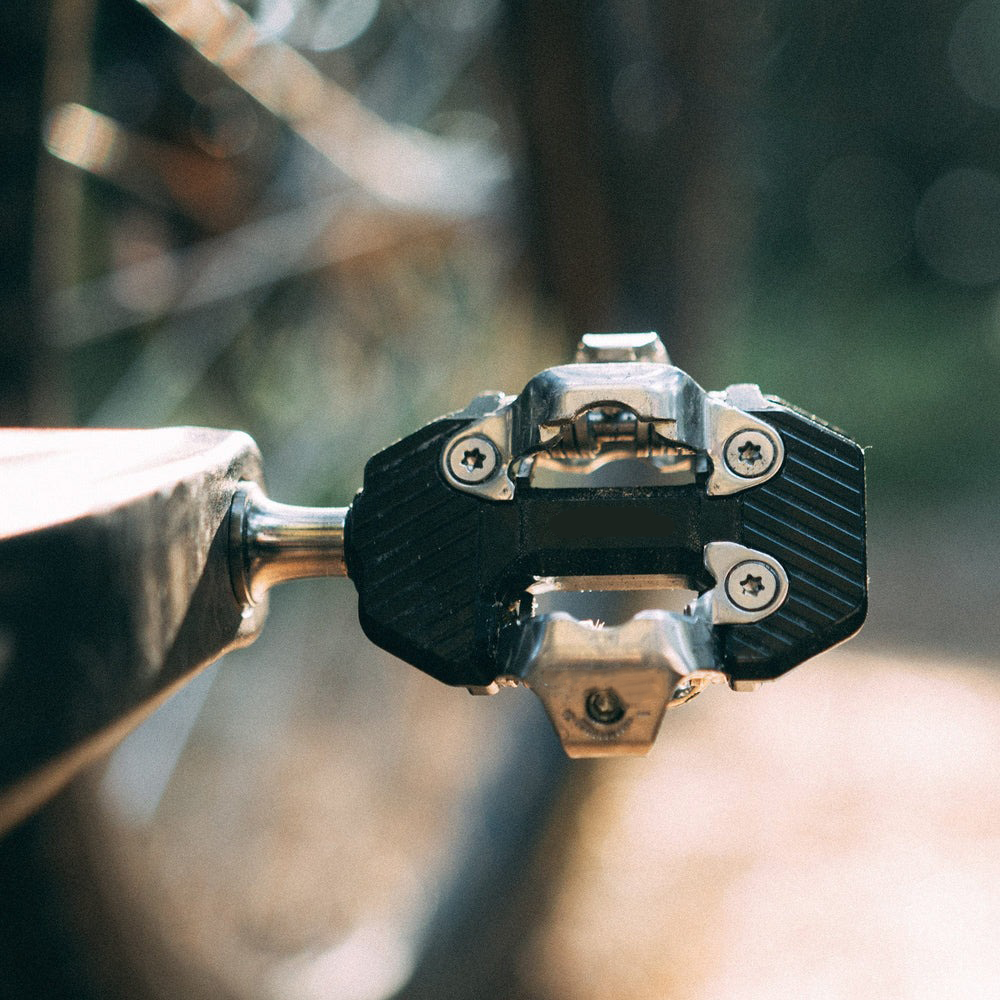 Clipless Pedals – Precision Control and Power for Muddy Trails