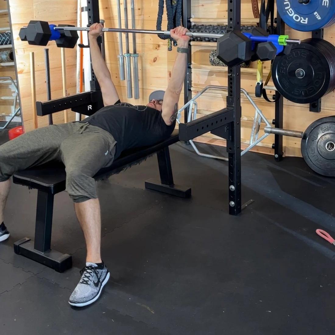 Dual Dumbbell Connector Set with Weight Clips – Transform Your Dumbbells into a Barbell