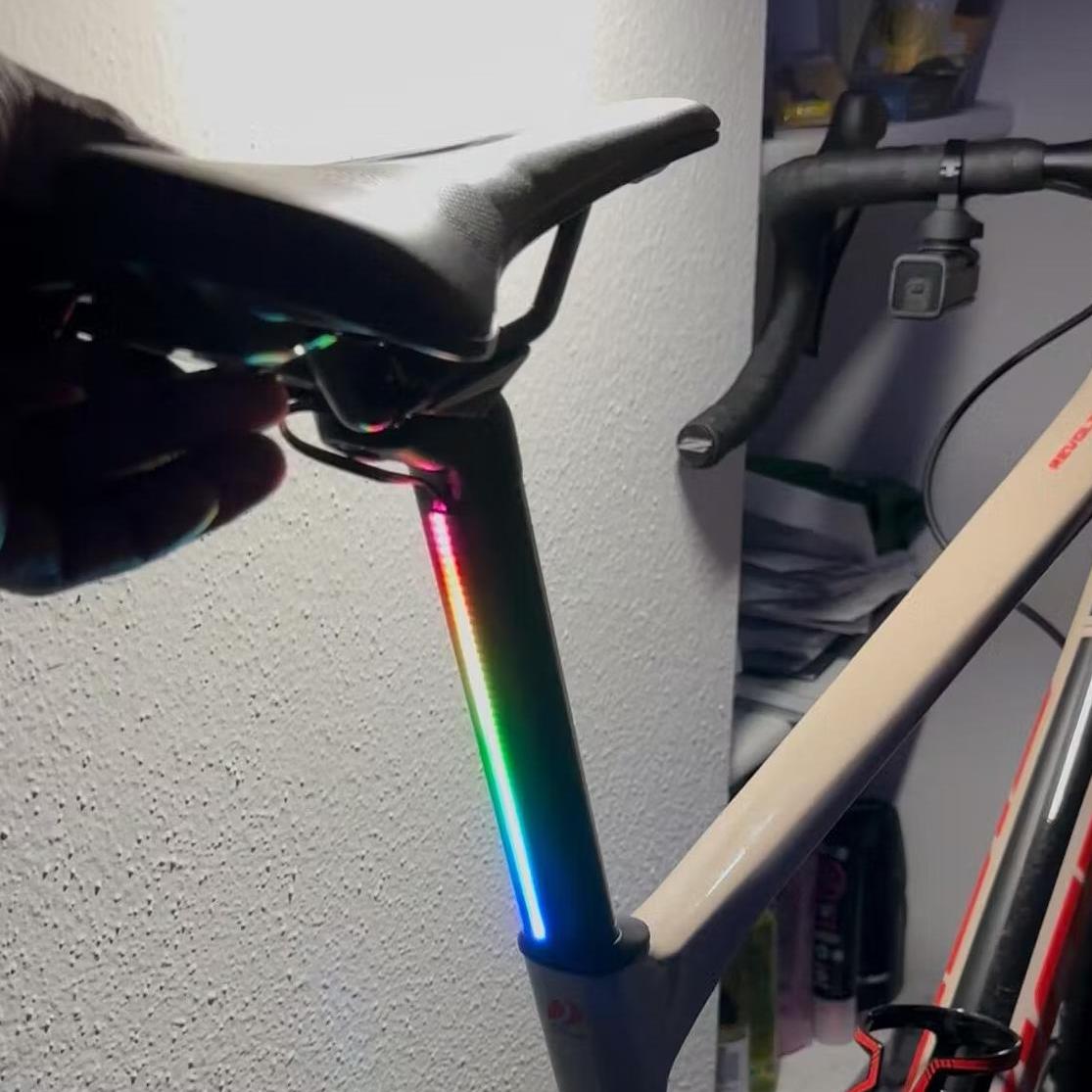 Road Bike Seatpost Tail Light – Long Battery Life, Waterproof & Rechargeable