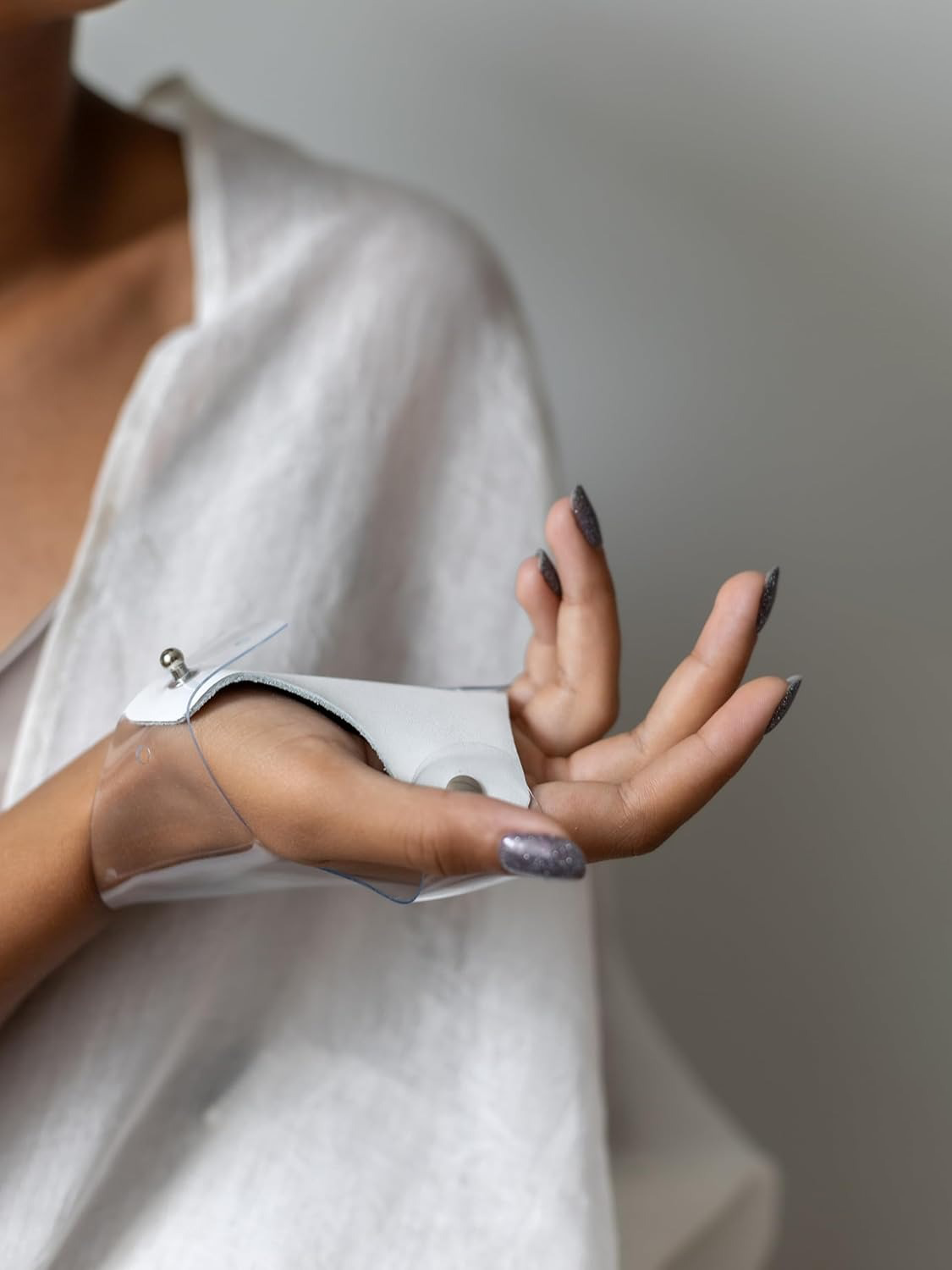 Artistic Makeup Palette Glove – Leather & Hypoallergenic Vinyl