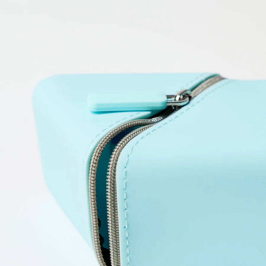 Silicone Magnetic Pencil Holder – Portable Desk Organizer with 60° Divider & Pocket