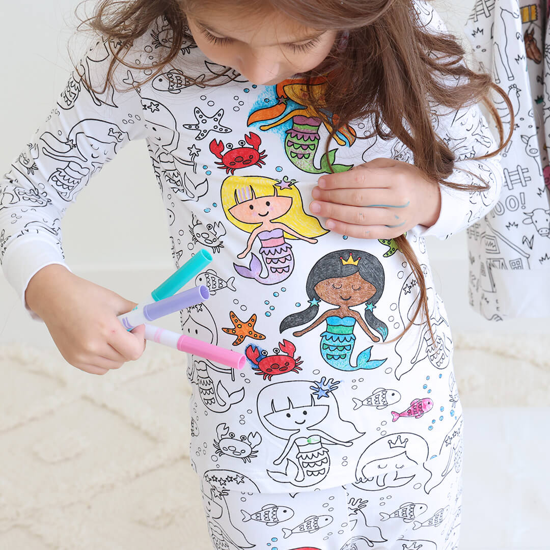 Colorful Two-Piece Pajama Set – Perfect for Christmas Morning Fun