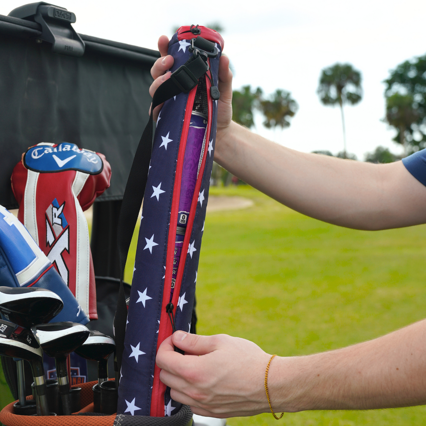 Golf Can Cooler Bag – Keep Drinks Cold on the Course